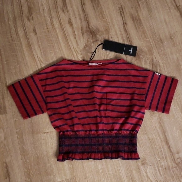 NWT Moncler Red Navy Striped Quiet Luxury Casual Cropped Crew Neck Top Size XS - Picture 1 of 3